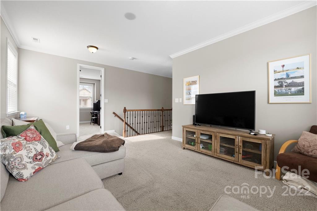 10442 Blackstone Drive Unit: 113