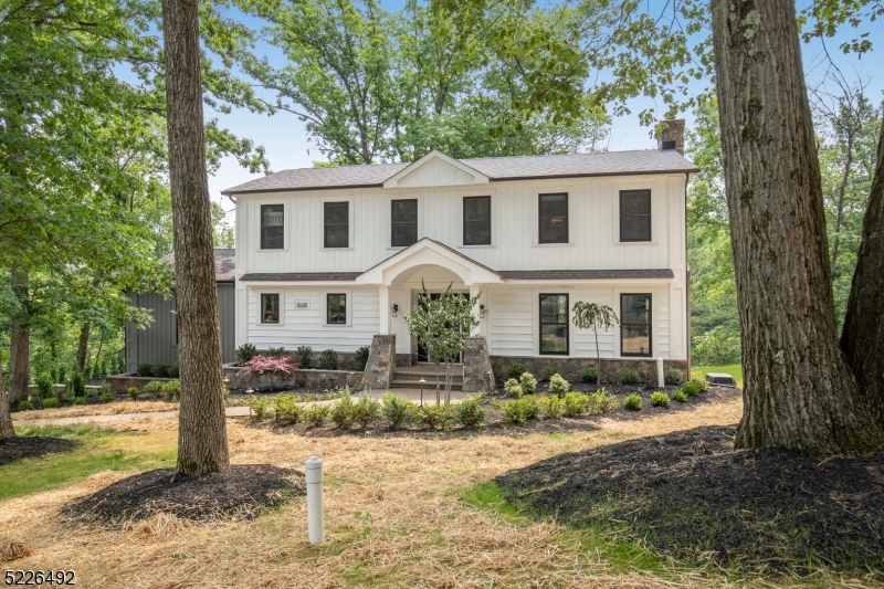 1286 Hickory Dr
