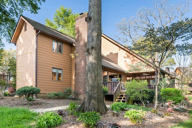 19 Village Drive