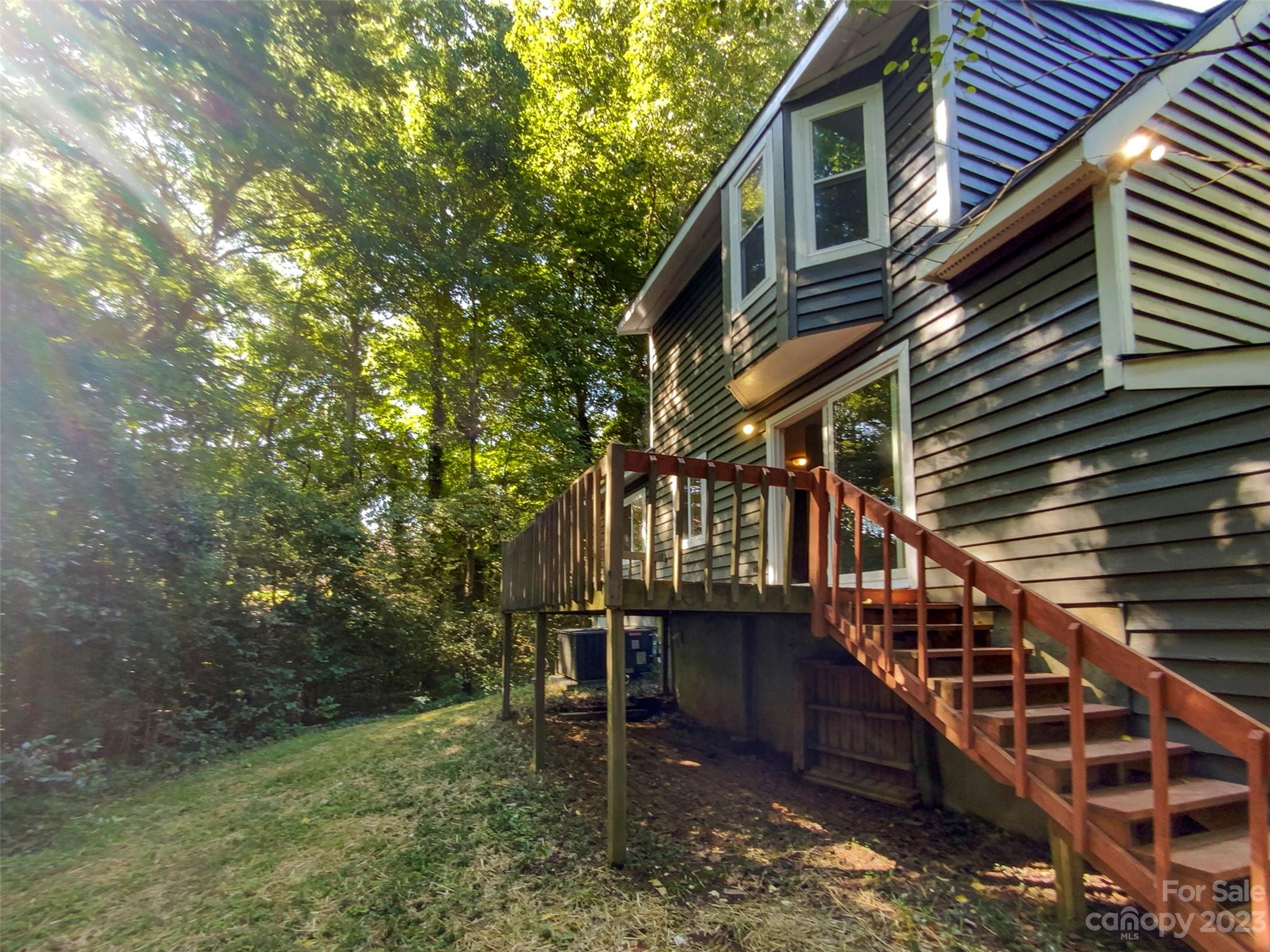 6405 Piney Path Road