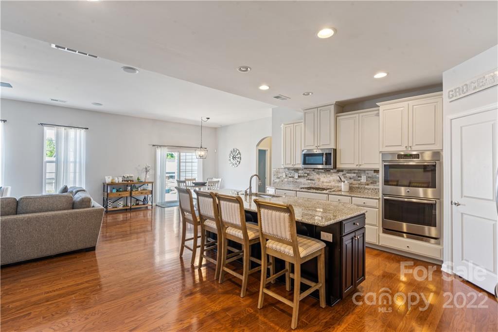 8912 Keller Court