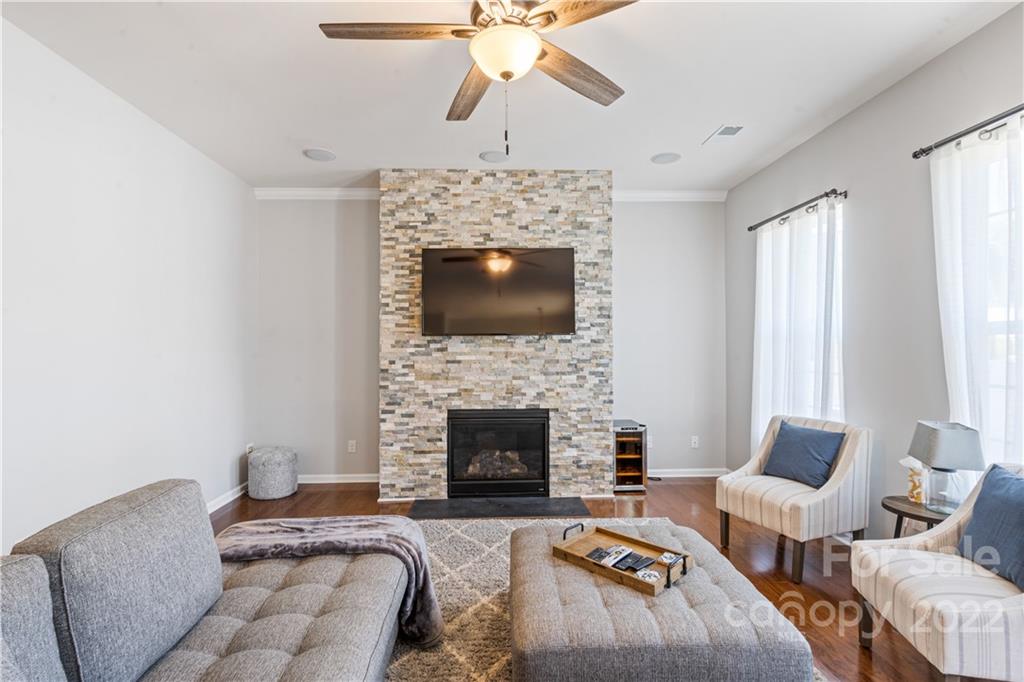 8912 Keller Court