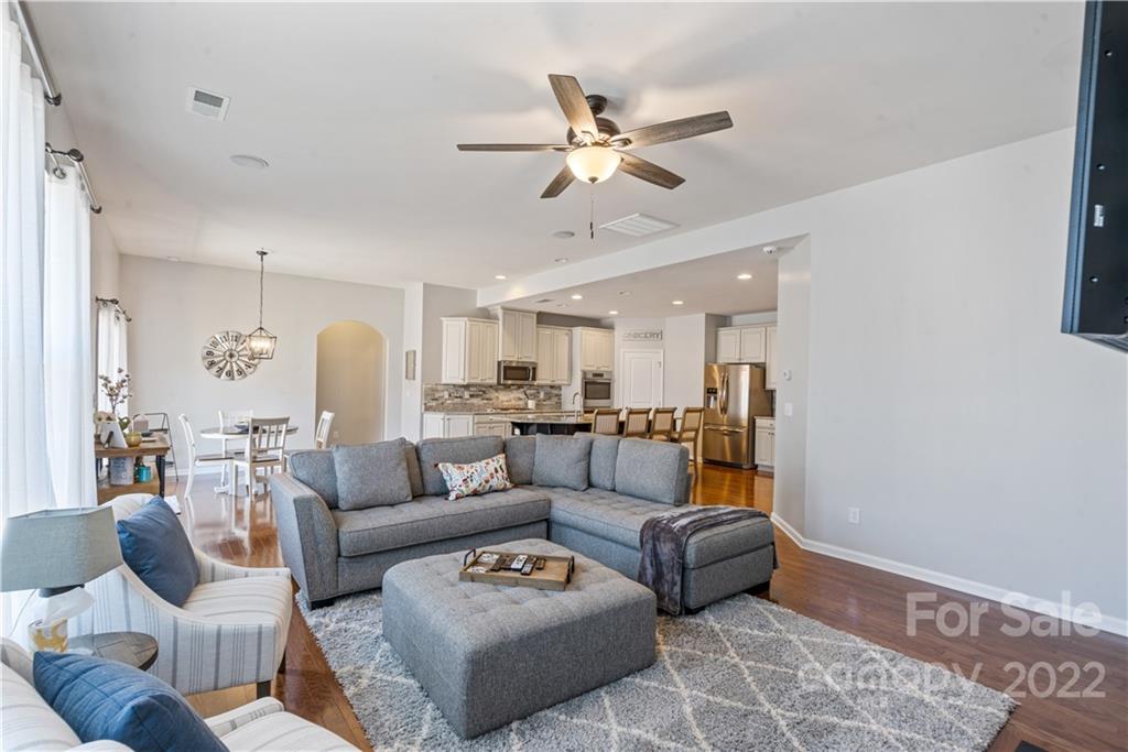 8912 Keller Court