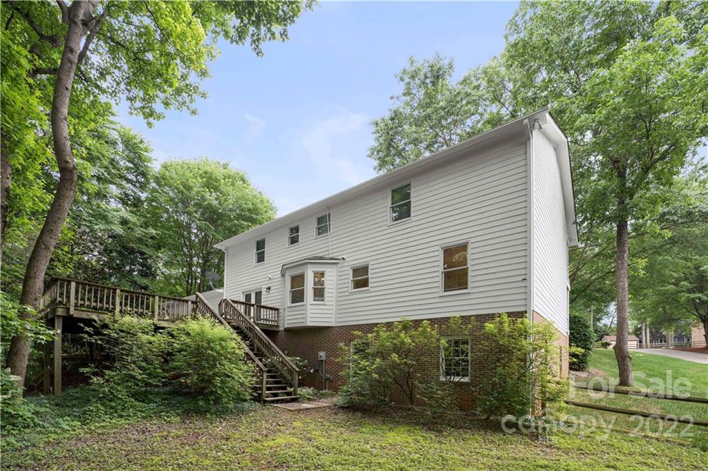 8311 Queensway Place