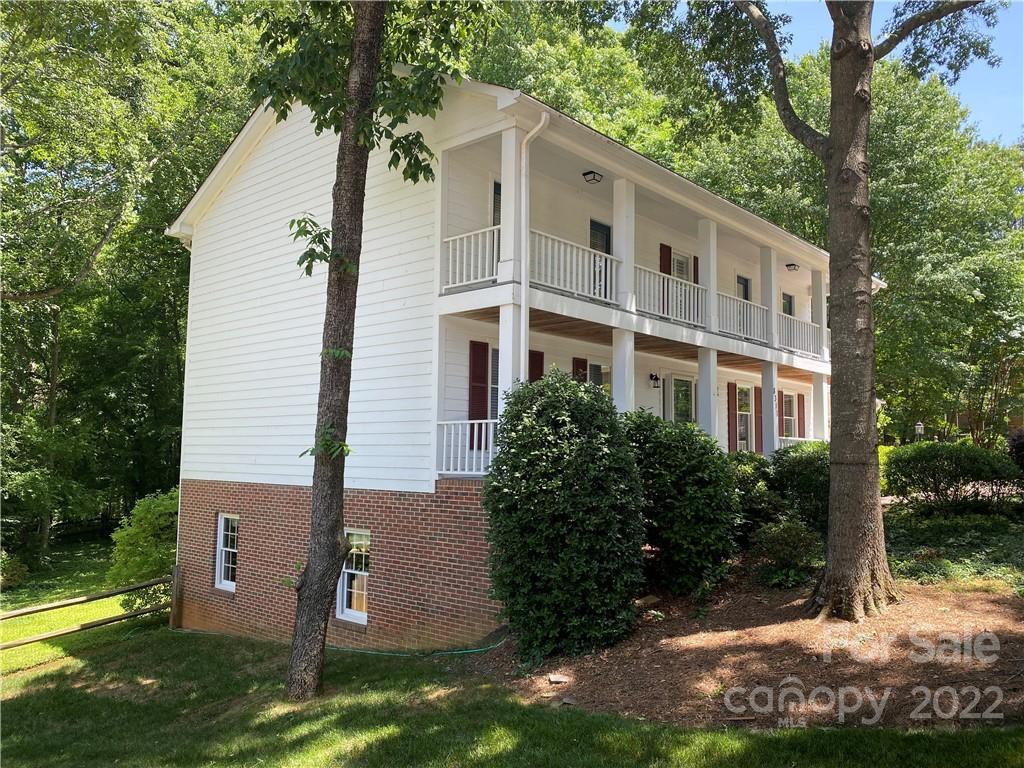 8311 Queensway Place