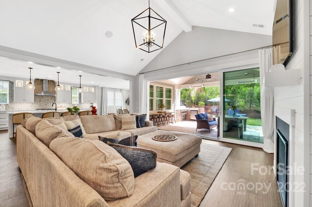 13630 Huntson Park Lane