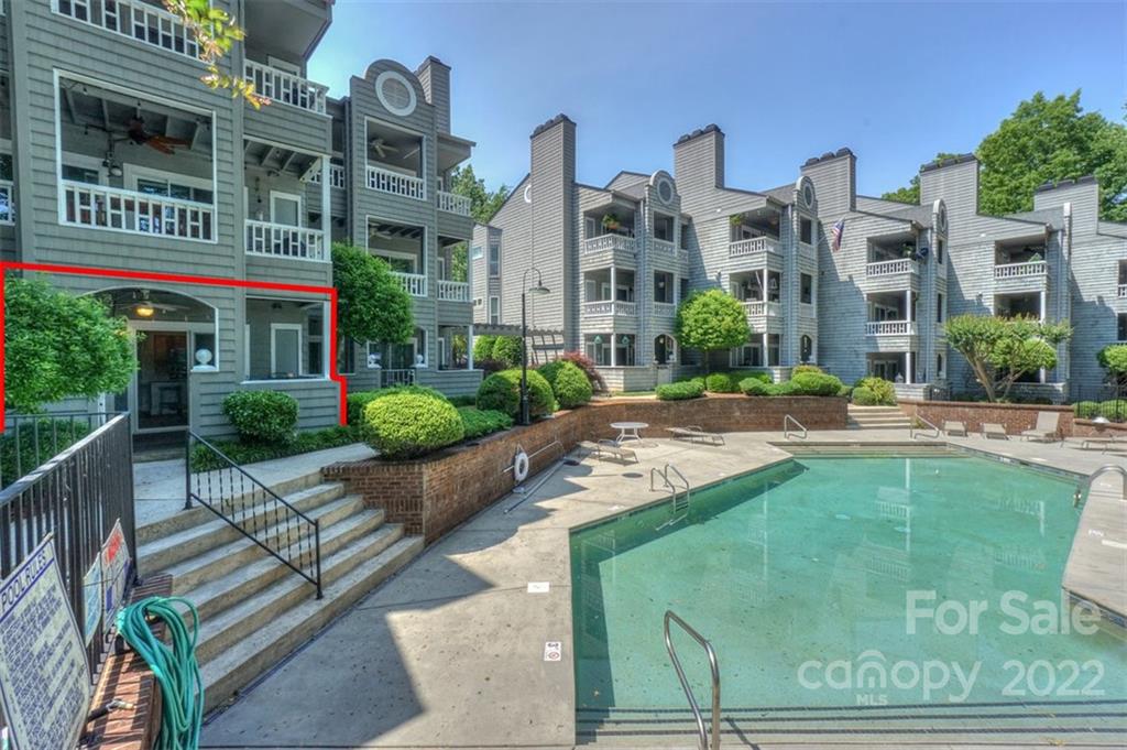 216 Northwest Drive