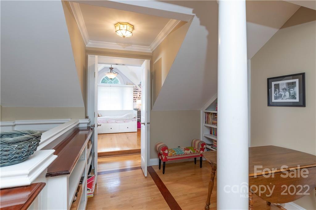 447 Clarendon Place
