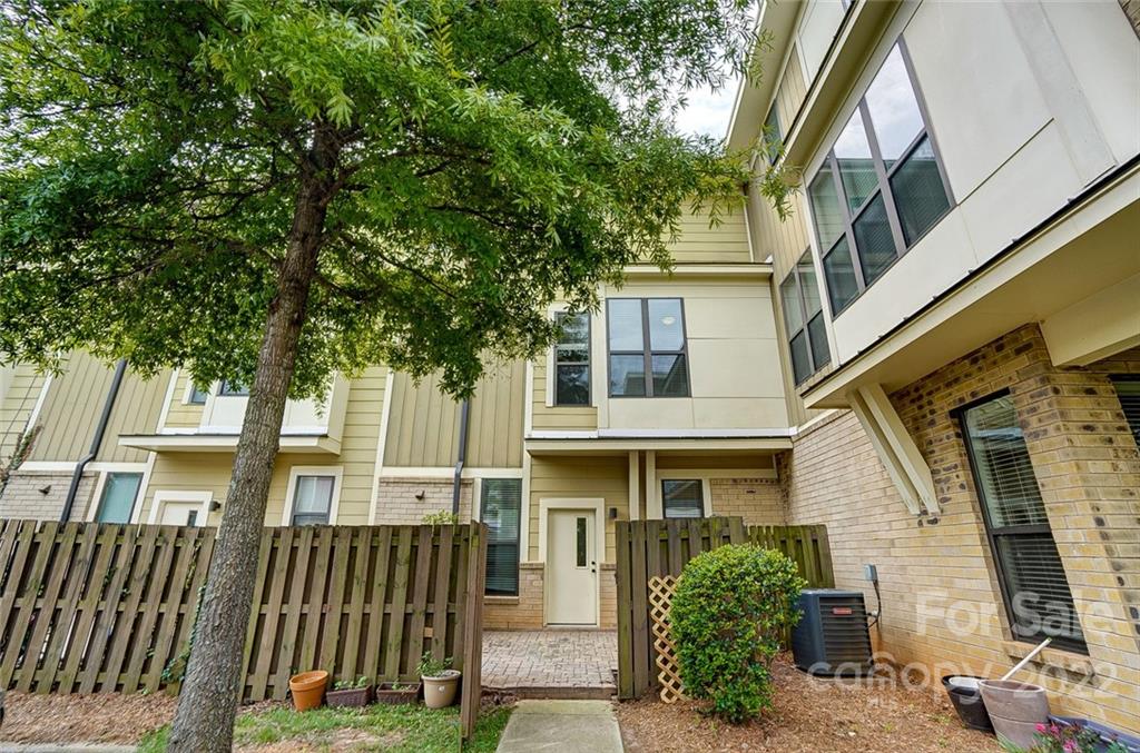 3451 Steel Yard Court Unit: 1