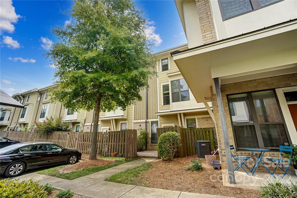 3451 Steel Yard Court Unit: 1