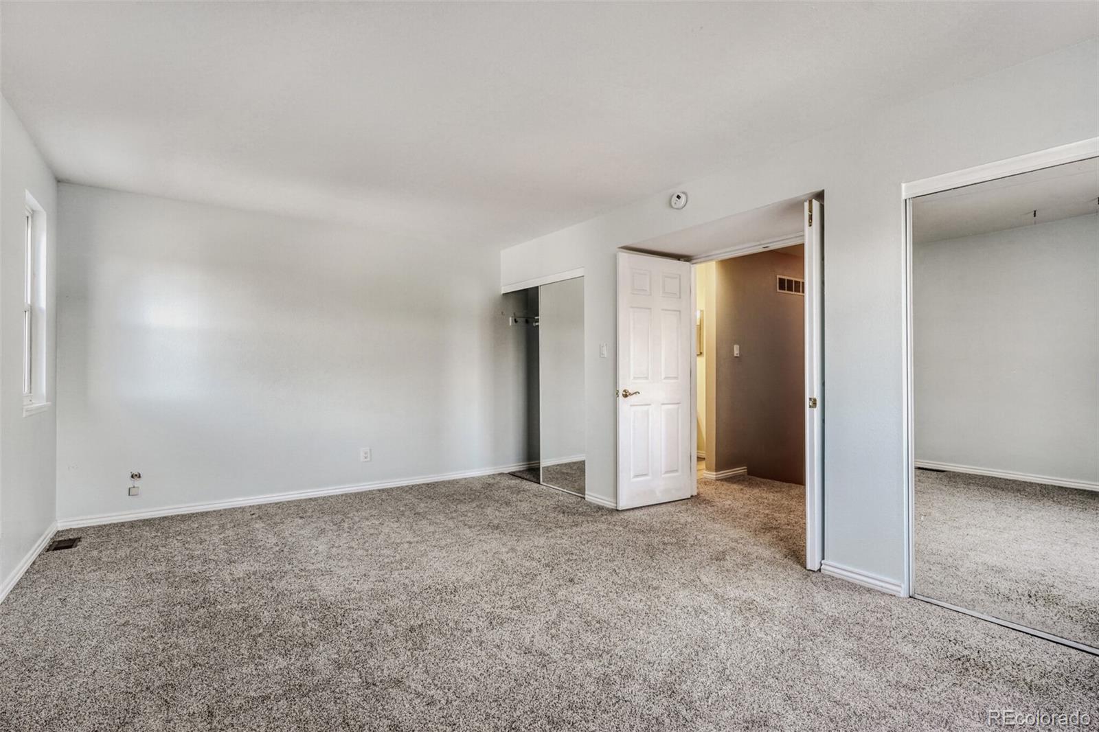 1160 S Clinton Street Unit: 40
