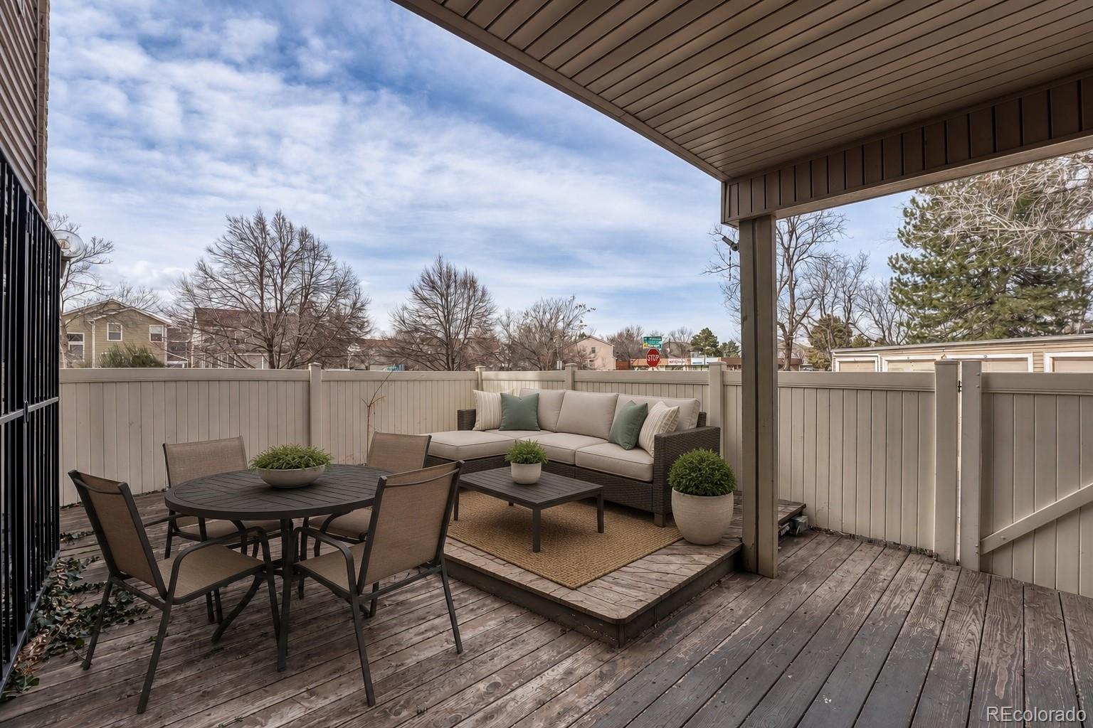 1160 S Clinton Street Unit: 40