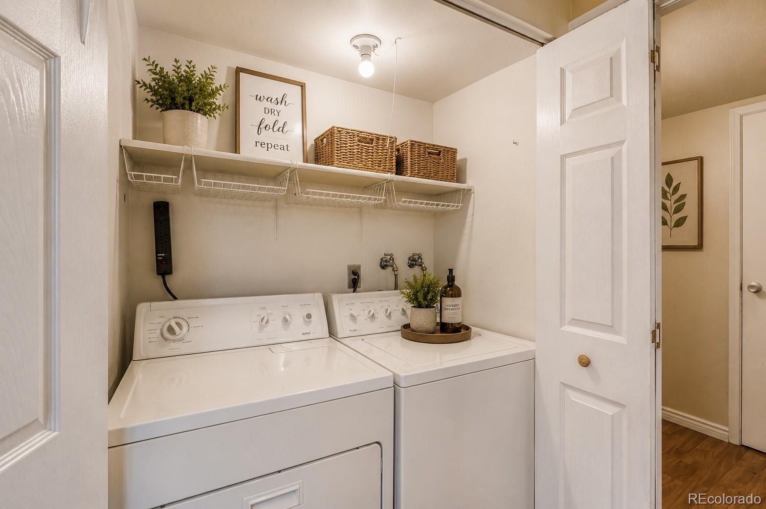 1160 S Clinton Street Unit: 40