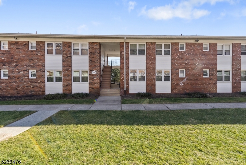 100 Pierson Miller Dr 6A