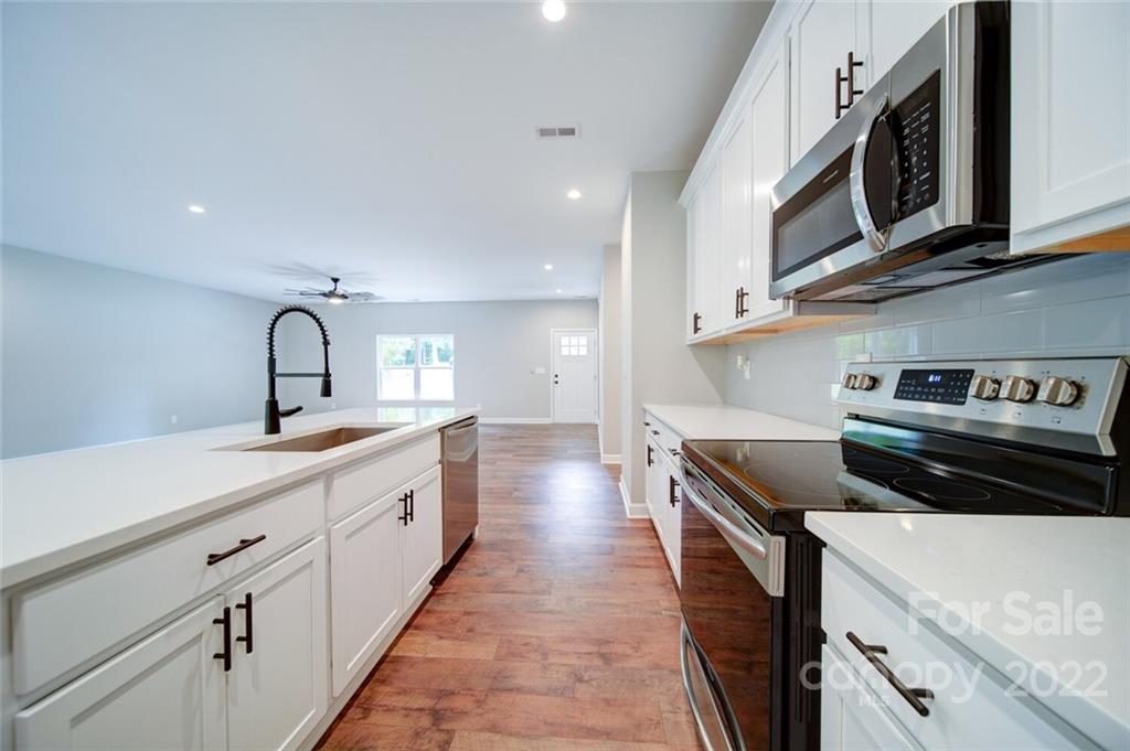 226 W Glendale Avenue