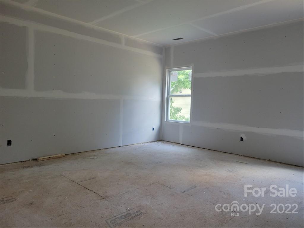 226 W Glendale Avenue
