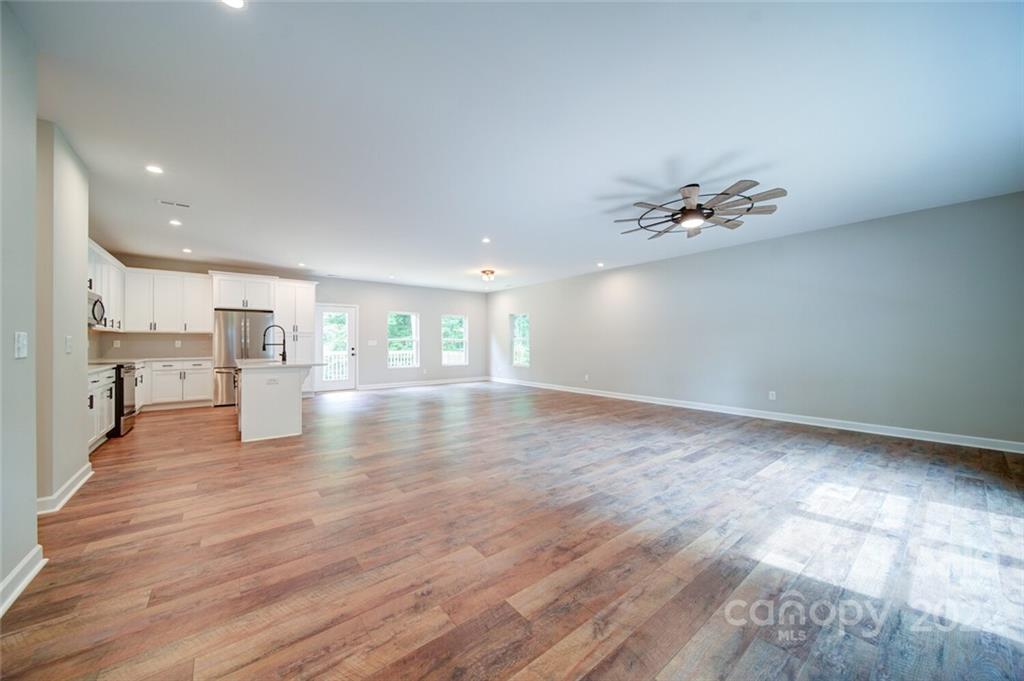 226 W Glendale Avenue