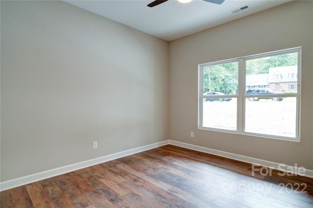 226 W Glendale Avenue