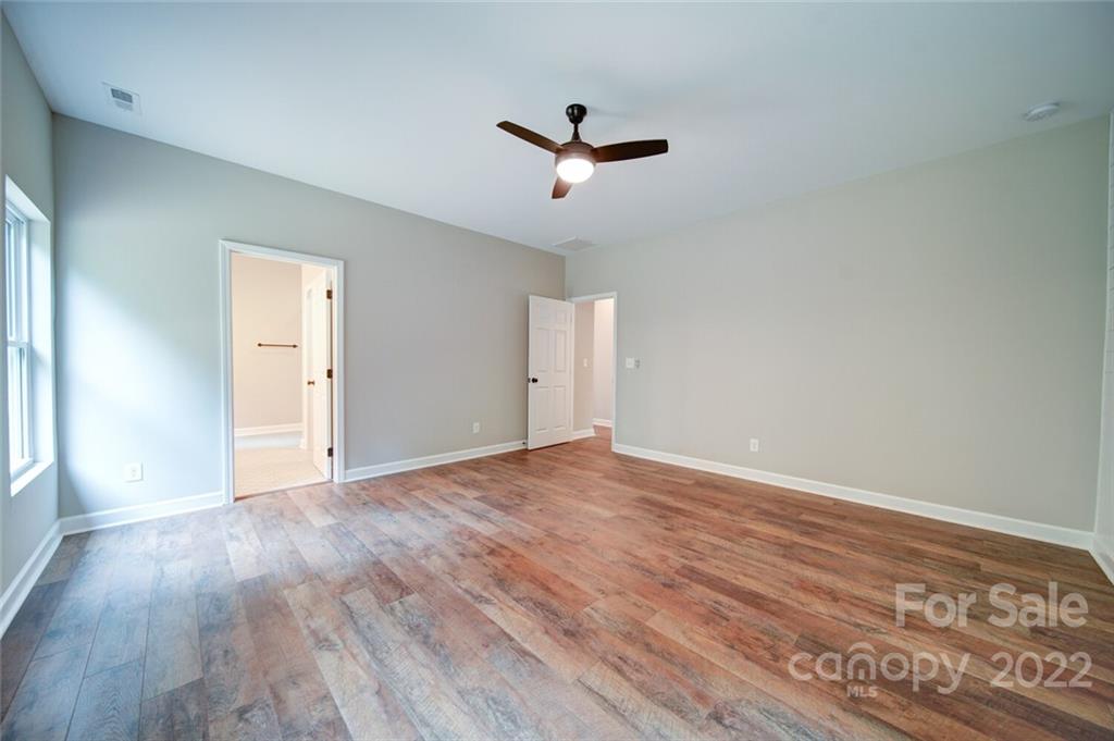 226 W Glendale Avenue