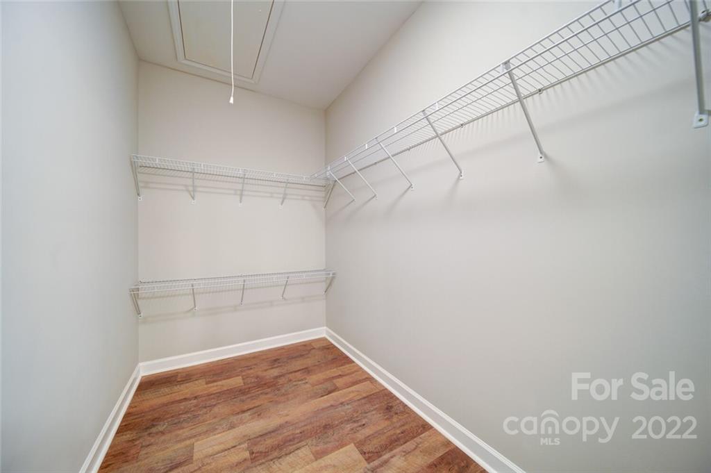 226 W Glendale Avenue