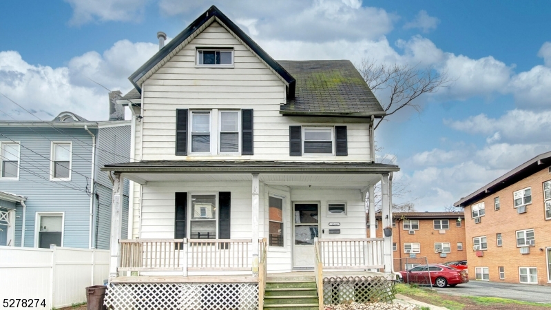 1264 Waverly Pl
