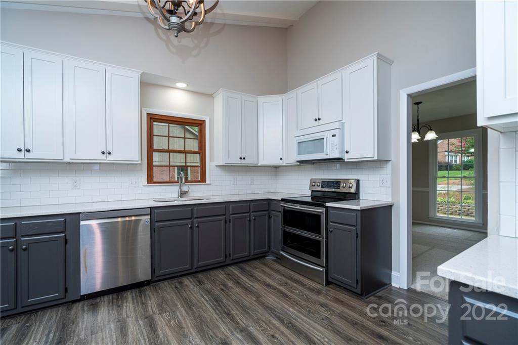 9931 Tealridge Lane