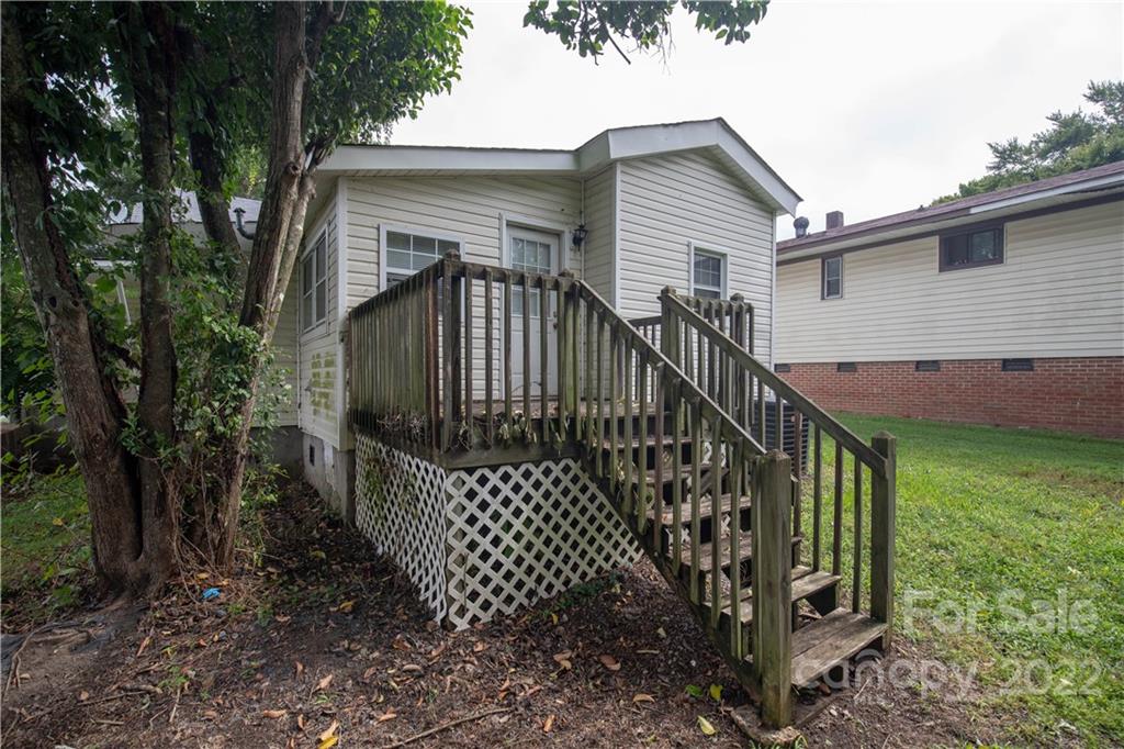225 Eden Street