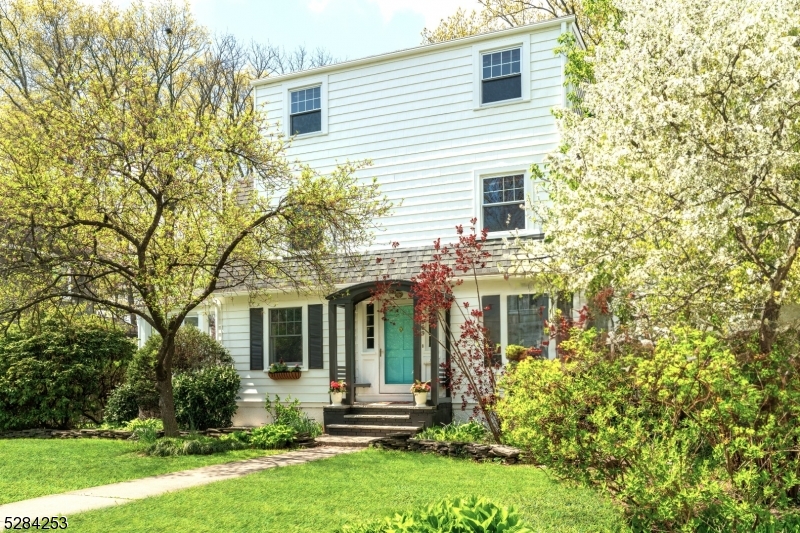 669 PROSPECT STREET