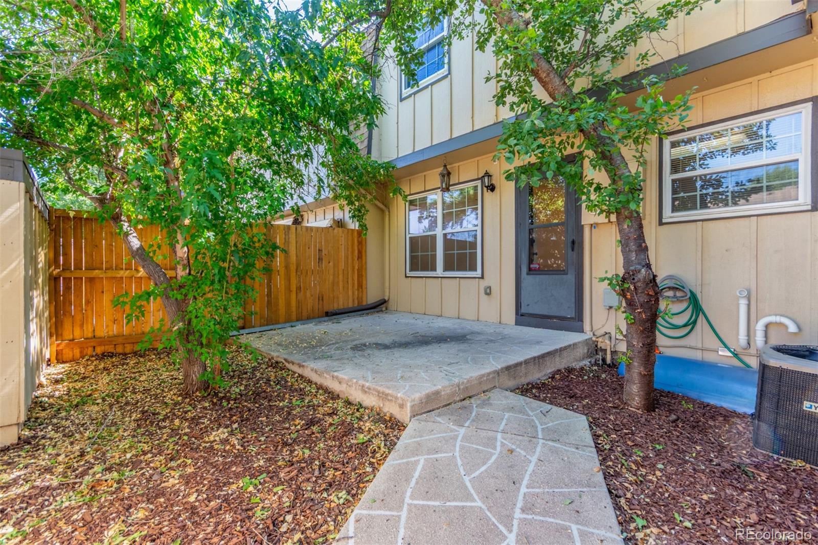 8752 E Amherst Drive