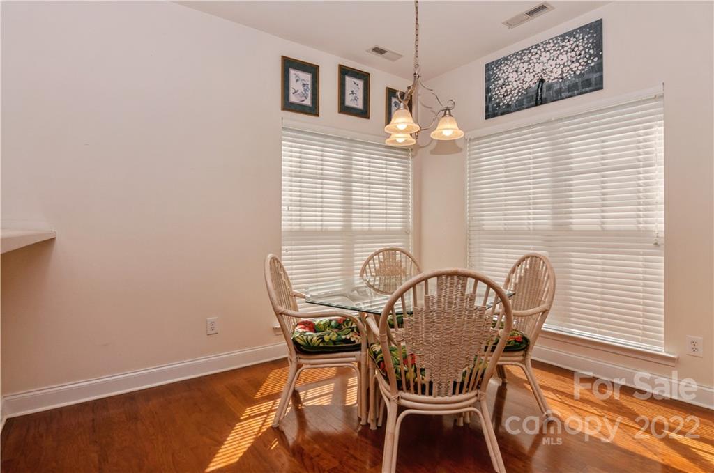 5017 Symphony Lane Unit: 313