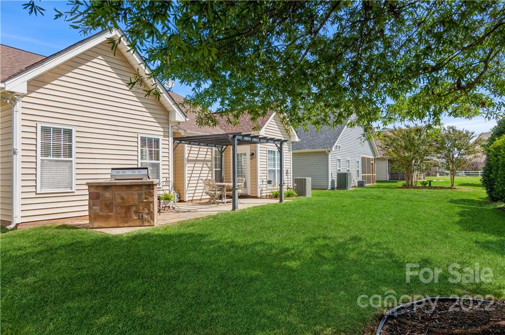 5017 Symphony Lane Unit: 313