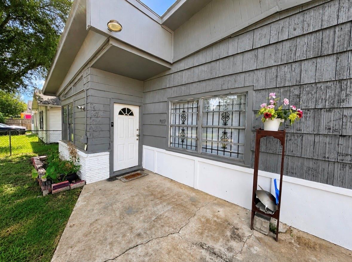 9113 Oak Knoll Lane