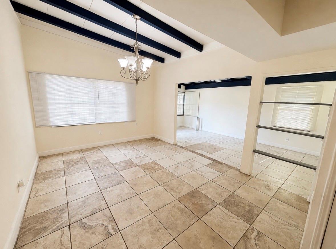 9113 Oak Knoll Lane