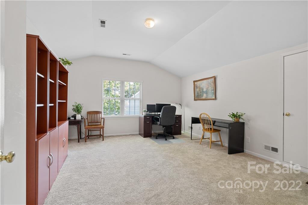 12735 Mcginnis Lane