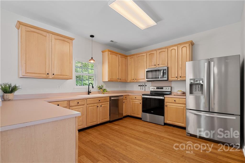 12735 Mcginnis Lane