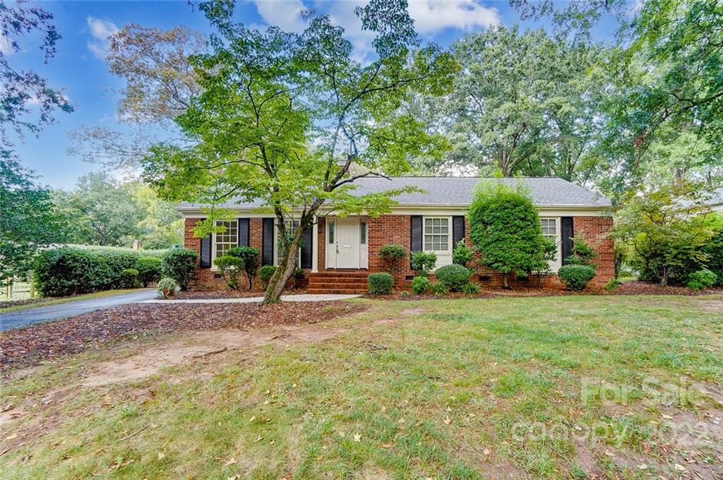 3813 Kitley Place