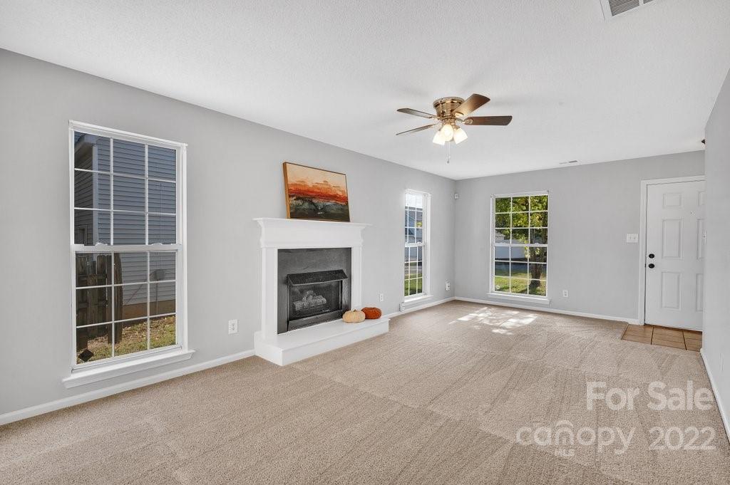 1909 Safflower Circle