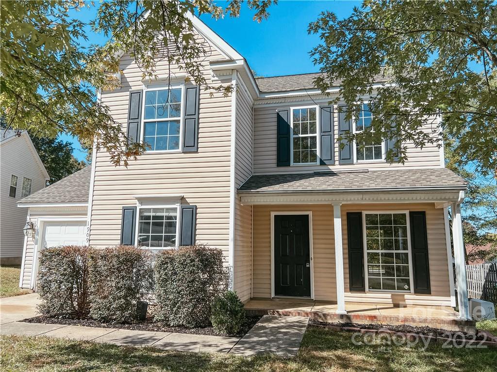 1909 Safflower Circle