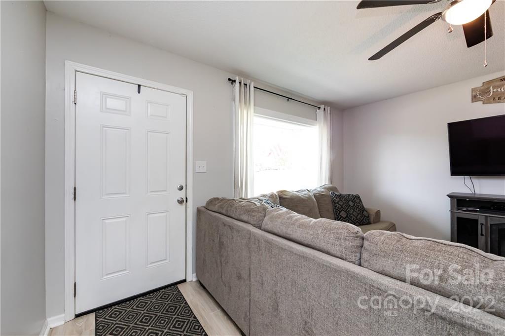 4616 Merrywood Lane