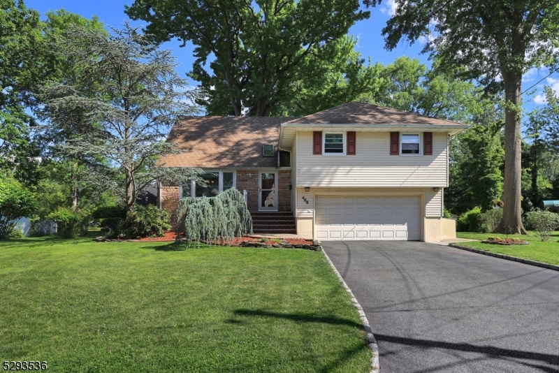 466 Otisco Dr