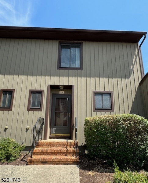 38 Park St 23E