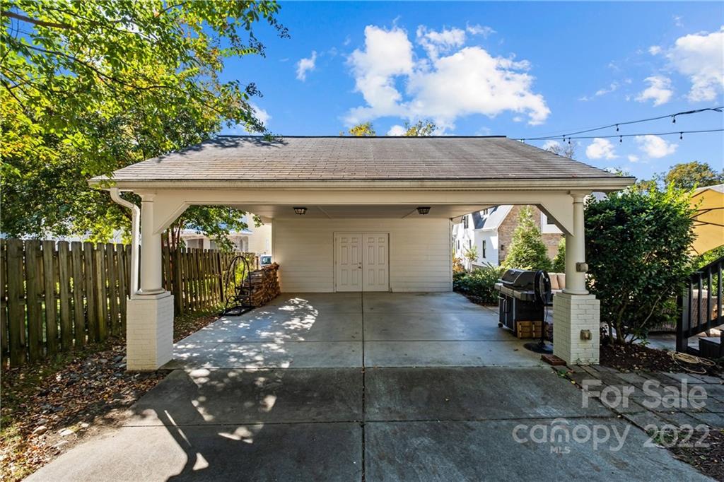 1242 Chandler Place