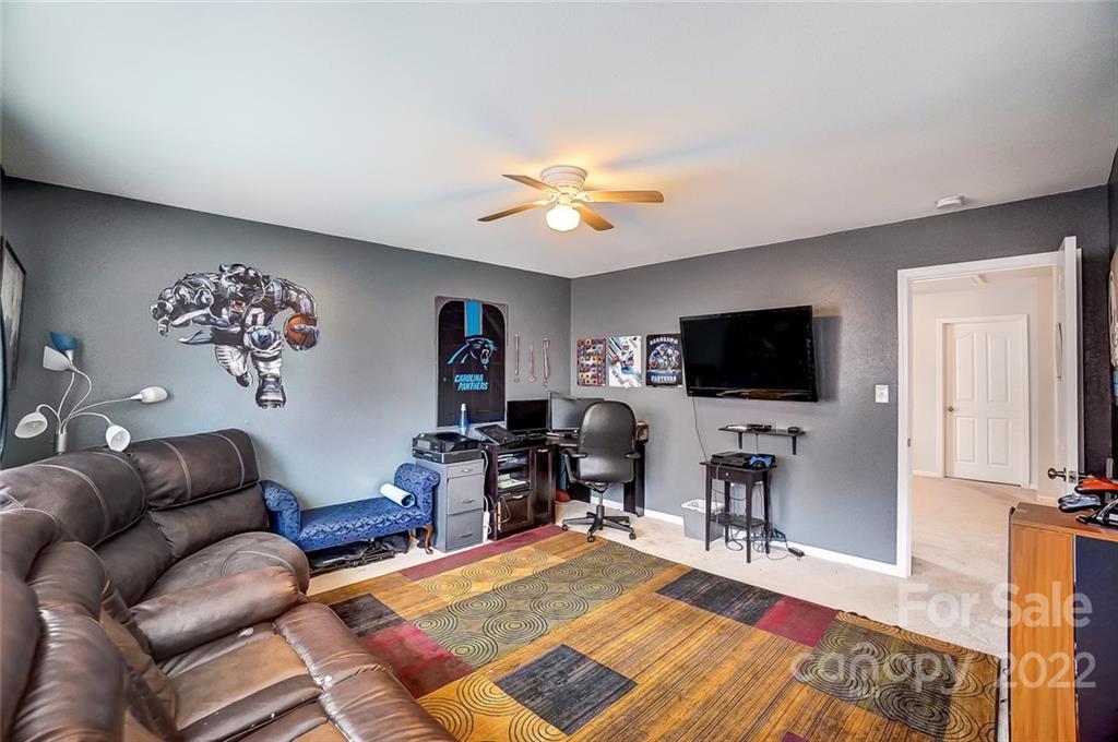 9612 Eagle Feathers Drive
