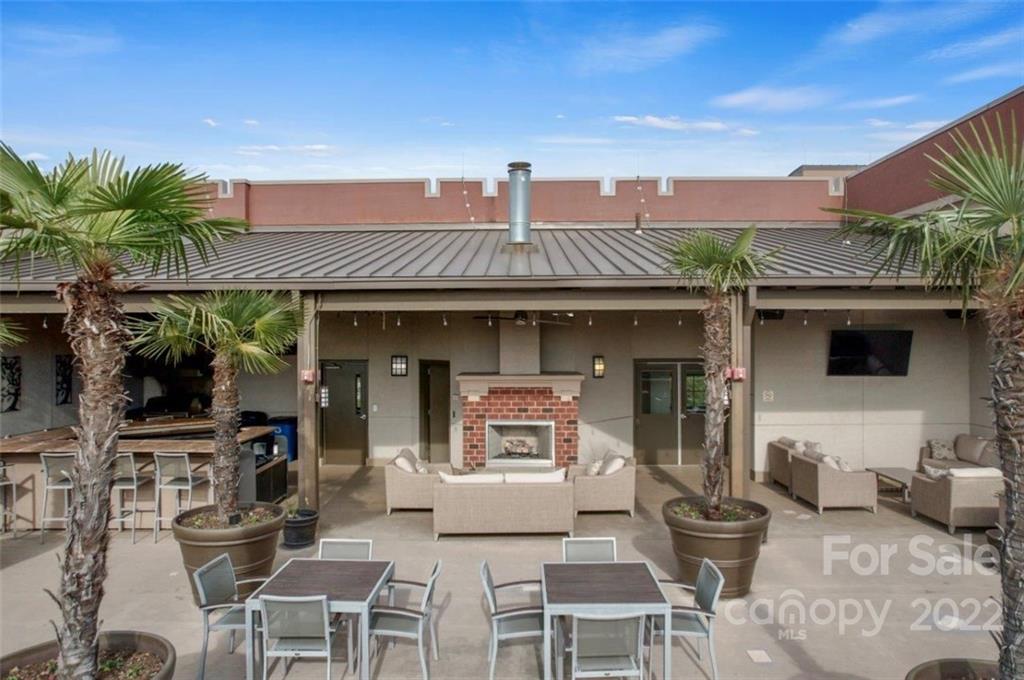 715 N Graham Street Unit: #308