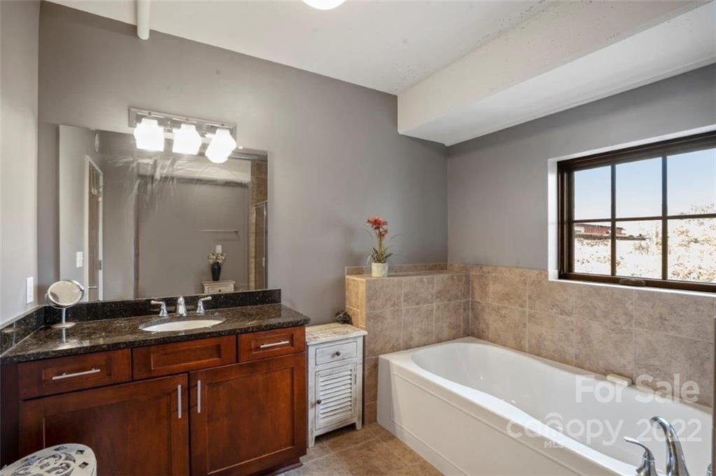 715 N Graham Street Unit: #308