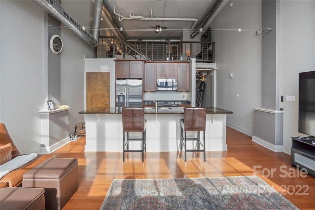 715 N Graham Street Unit: #308
