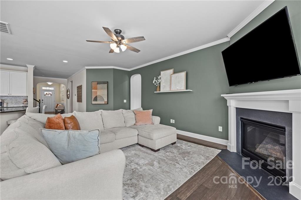 14220 Tudor Rose Lane