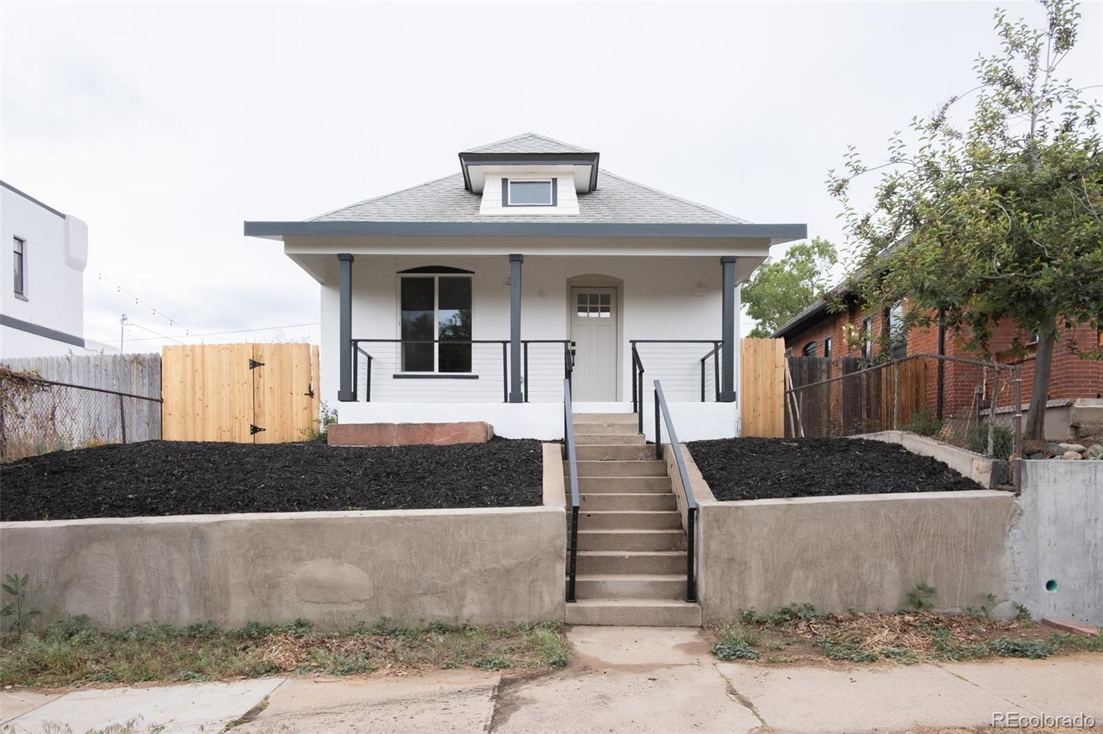 4027 Navajo Street
