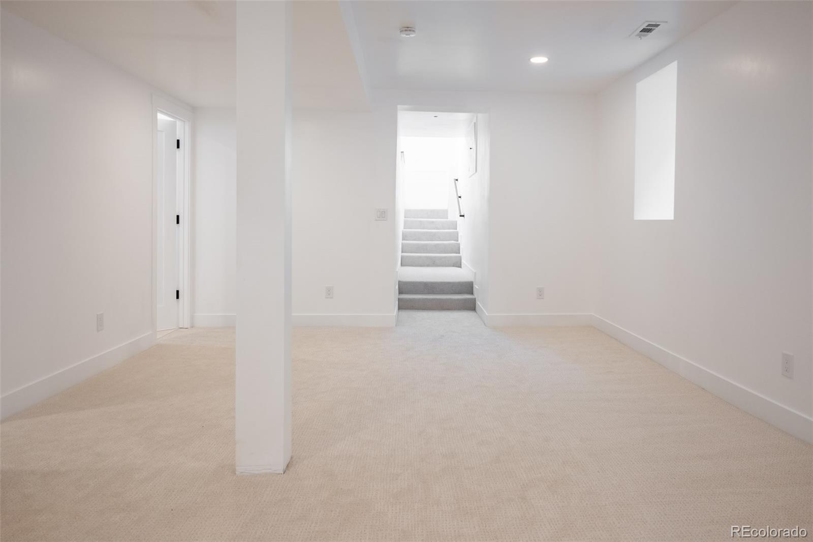 4027 Navajo Street