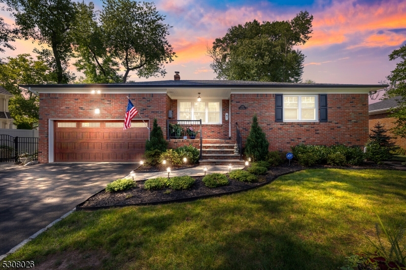 222 Pawnee Rd
